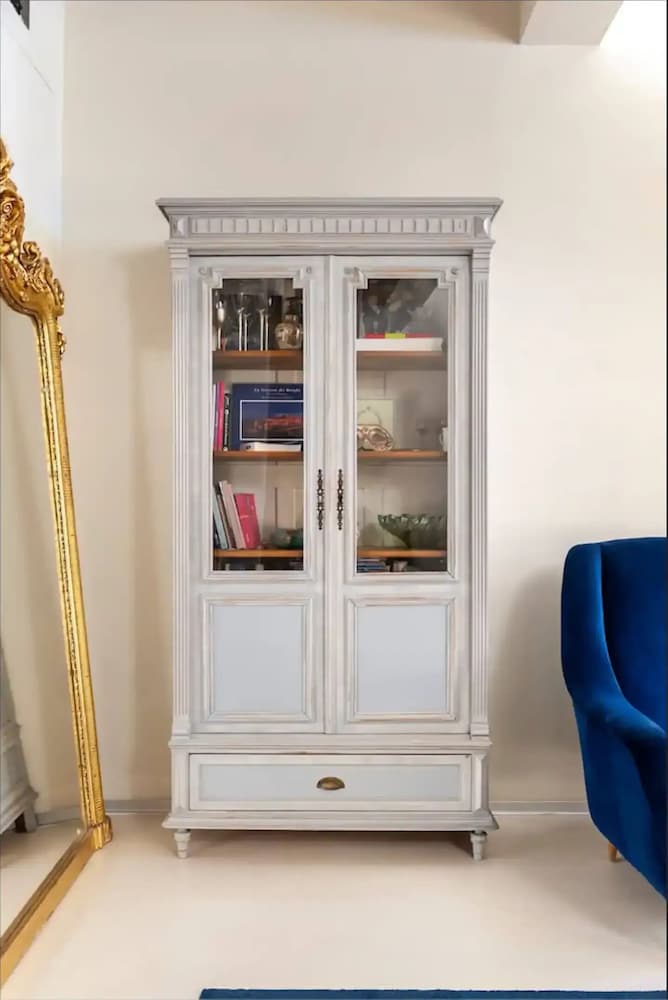 luxury tower house in the earth of pisa