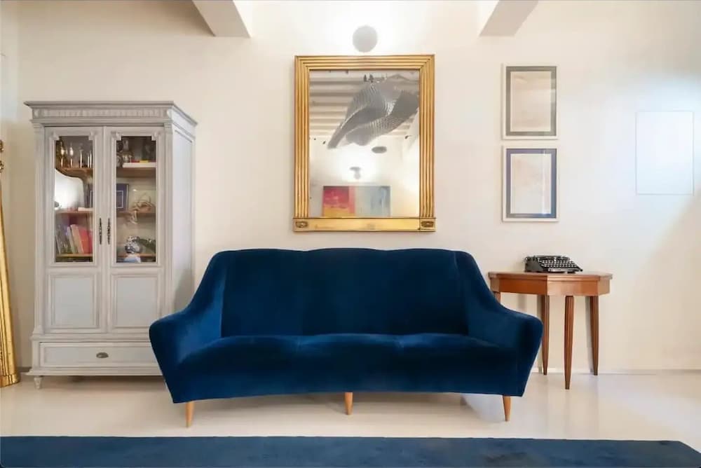 luxury tower house in the earth of pisa