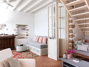 patmos eye traditional luxury villas