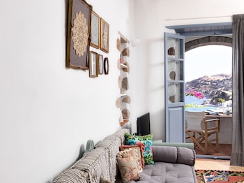 patmos eye traditional luxury villas