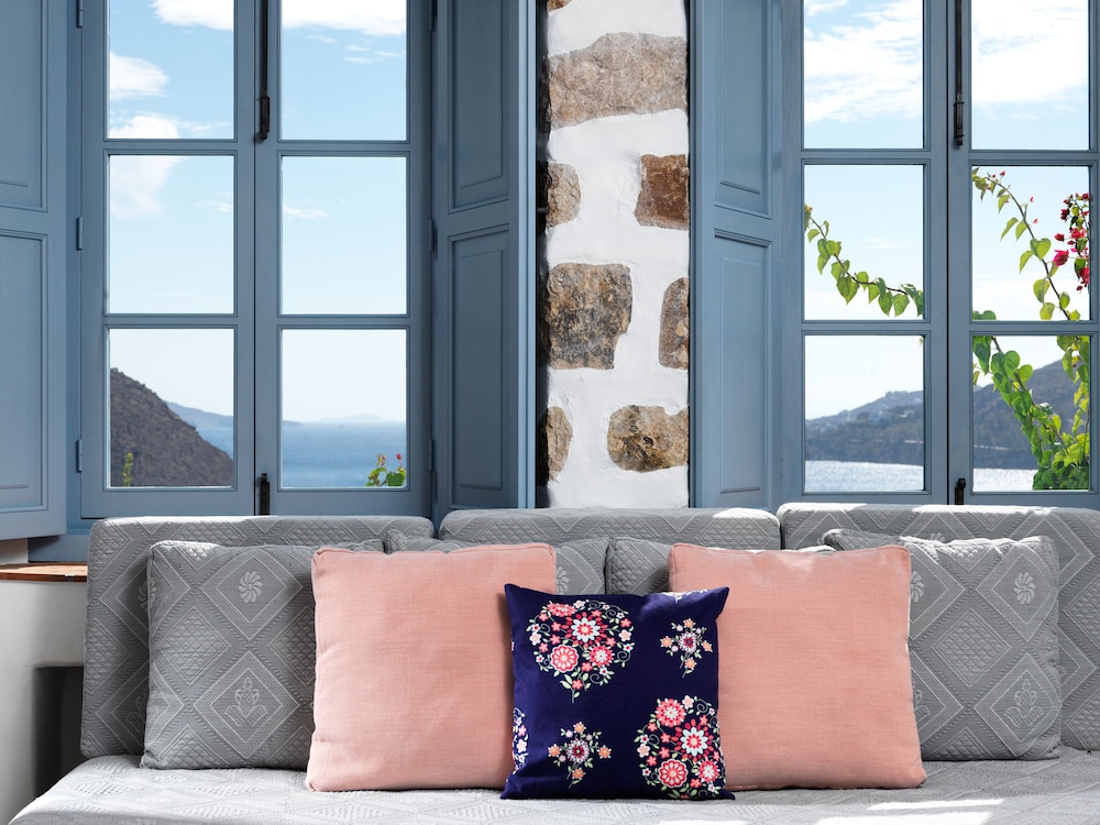 patmos eye traditional luxury villas