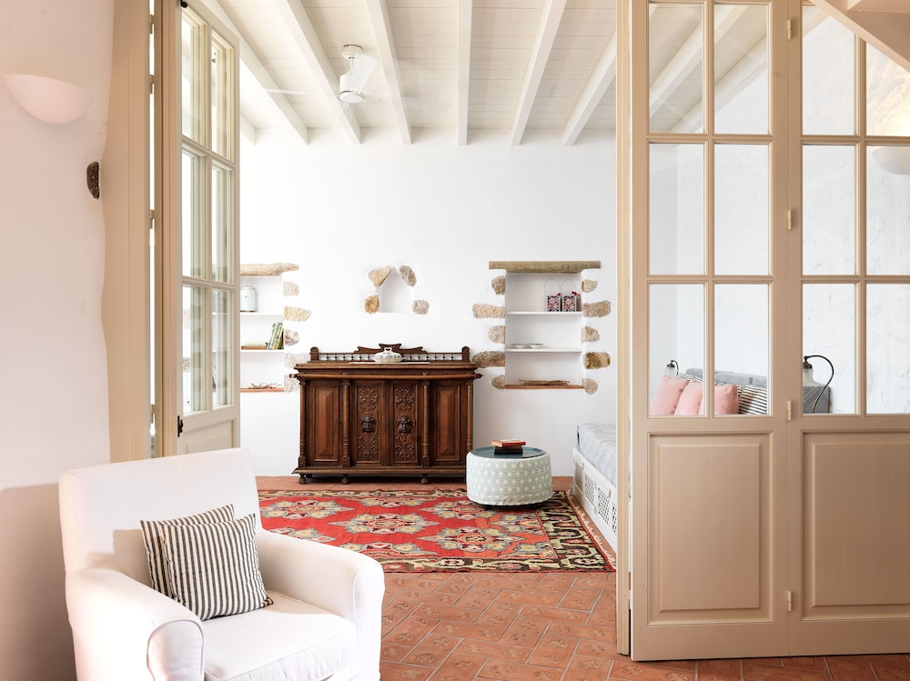 patmos eye traditional luxury villas