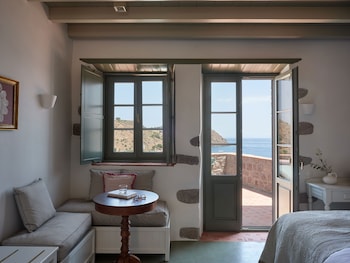 patmos eye traditional luxury villas