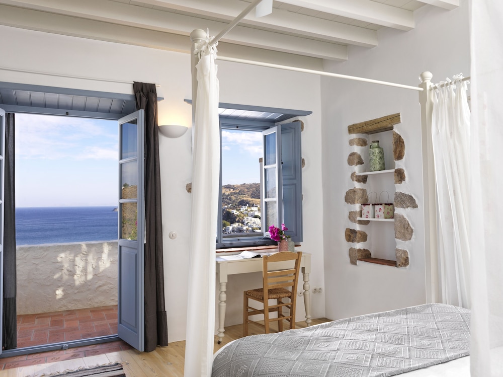 patmos eye traditional luxury villas
