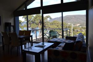 Lufra Beachside Hotel,Hobart>>Eaglehawk Neck,3 star