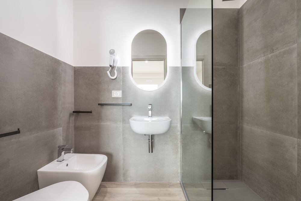 izzhome cagliari roma apartment