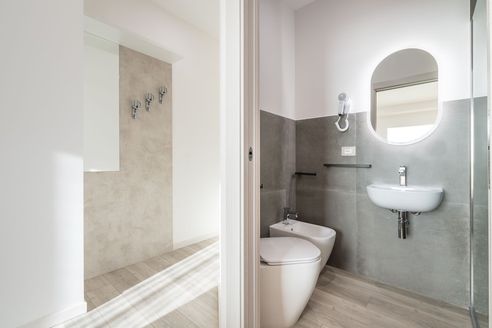 izzhome cagliari roma apartment