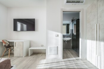 izzhome cagliari roma apartment