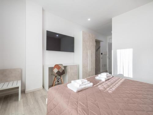 izzhome cagliari roma apartment