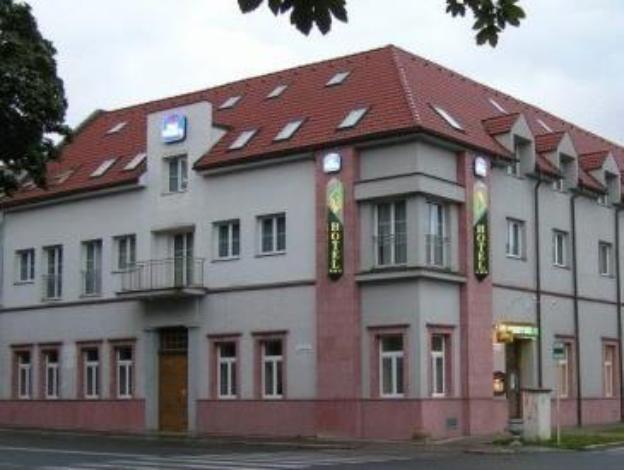 teledom hotel and conference center