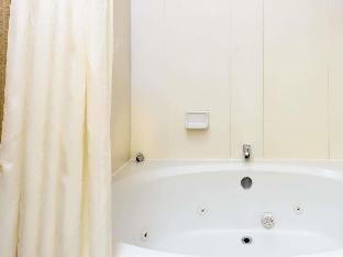 super 8 by wyndham freeport