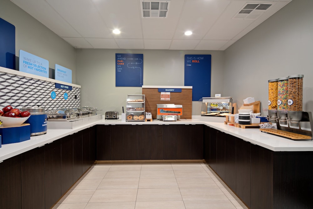 holiday inn express hotel and suites fresno south by ihg