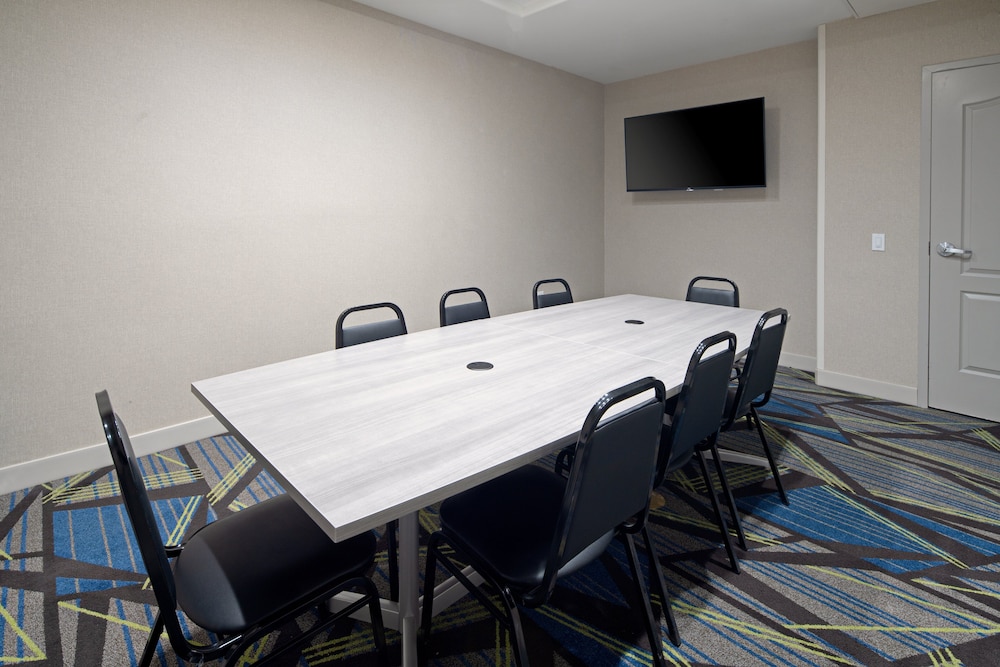 holiday inn express hotel and suites fresno south by ihg