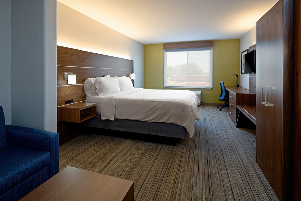holiday inn express hotel and suites fresno south by ihg