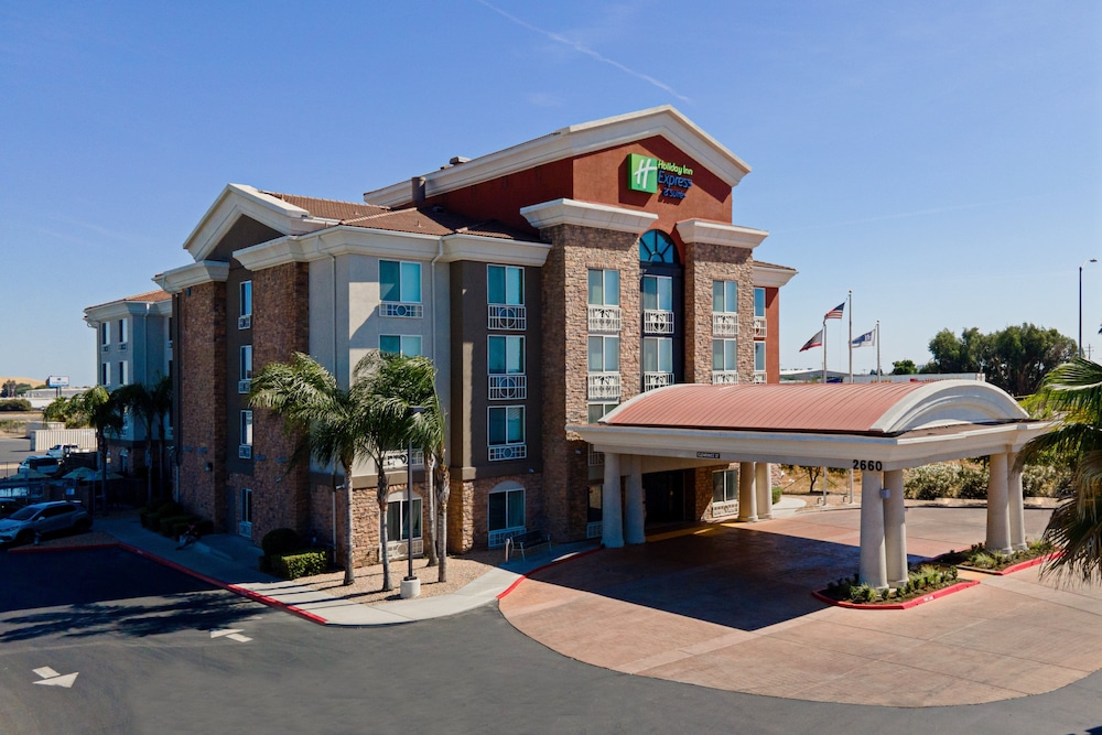 holiday inn express hotel and suites fresno south by ihg