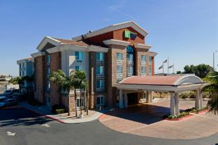 holiday inn express hotel and suites fresno south by ihg
