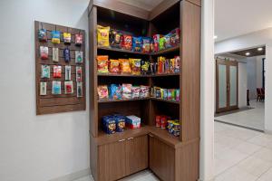 holiday inn express hotel and suites fresno south by ihg