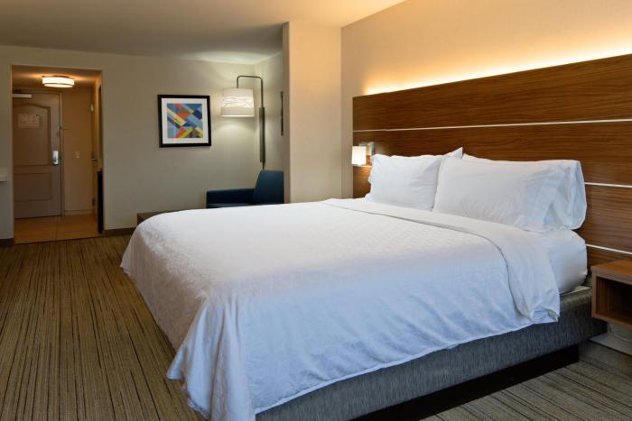 holiday inn express hotel and suites fresno south by ihg