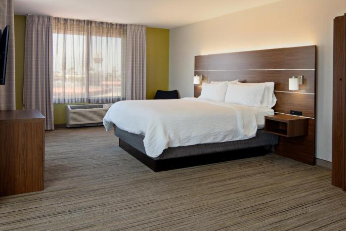holiday inn express hotel and suites fresno south by ihg