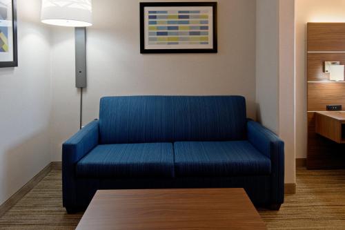 holiday inn express hotel and suites fresno south by ihg