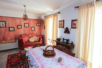 villa stratos skiathos