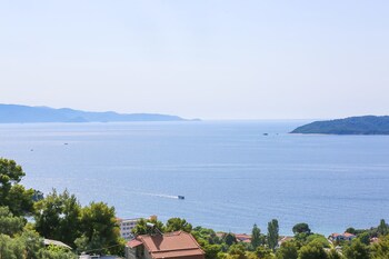 villa stratos skiathos