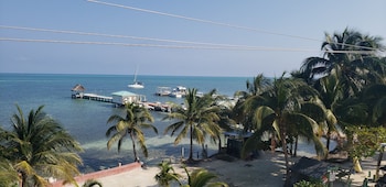 caye caulker condos