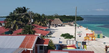 caye caulker condos