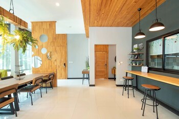 penny farthing villa