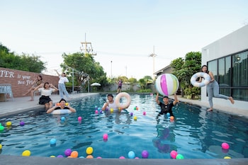 penny farthing villa