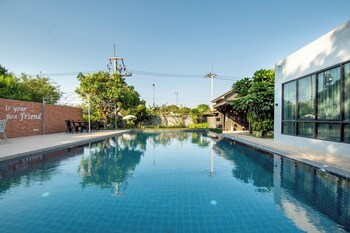 penny farthing villa