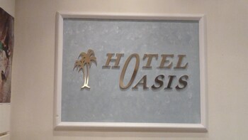 oasis hotel