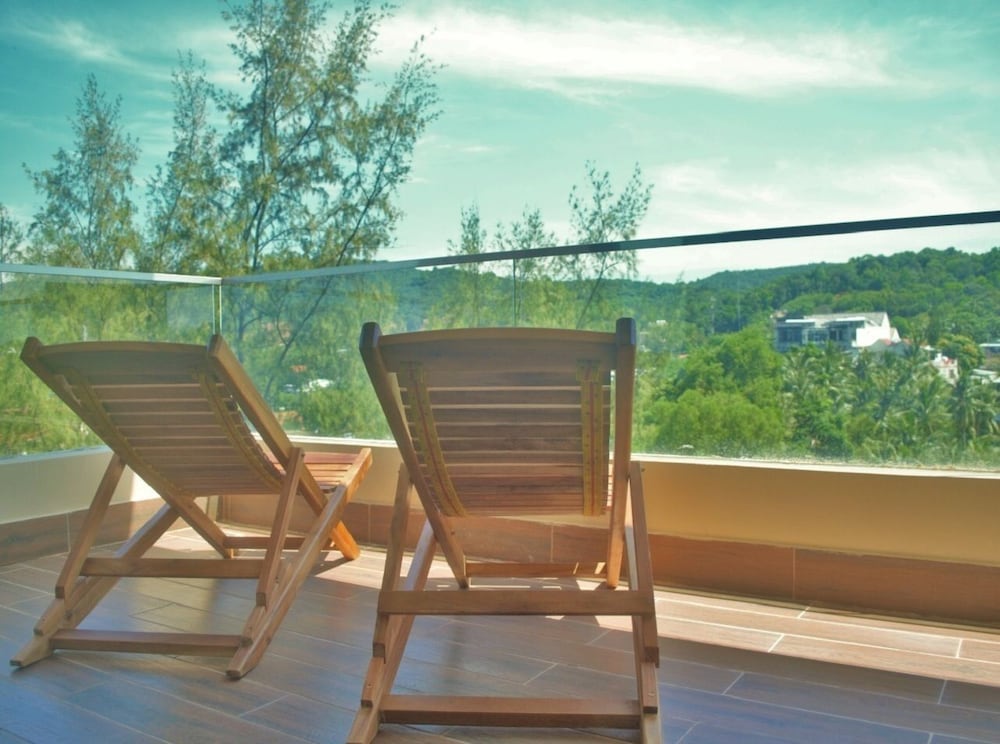 coral bay resort