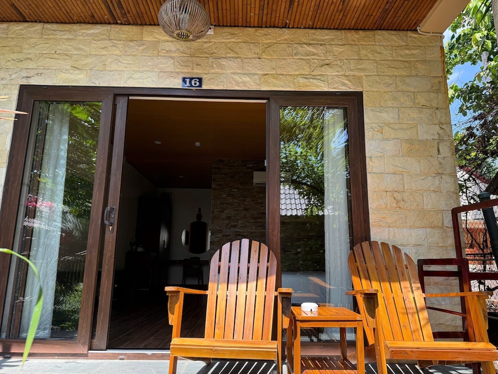 coral bay resort