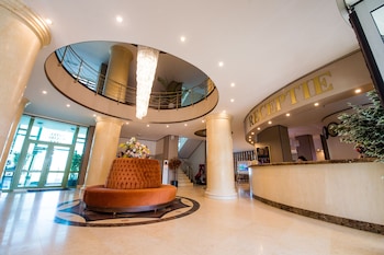 hotel malibu mamaia