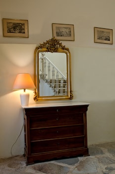 syros