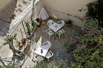 syros