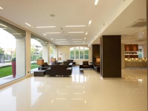 Virginia Palace Hotel,Garbagnate Milanese>>Cesate,4 star