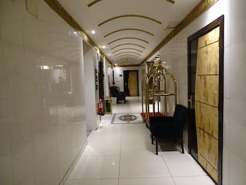 Comfort Inn Al Yarmouk,,3 star