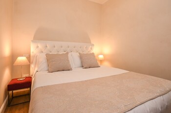 luxury suite sirmione