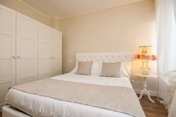 luxury suite sirmione