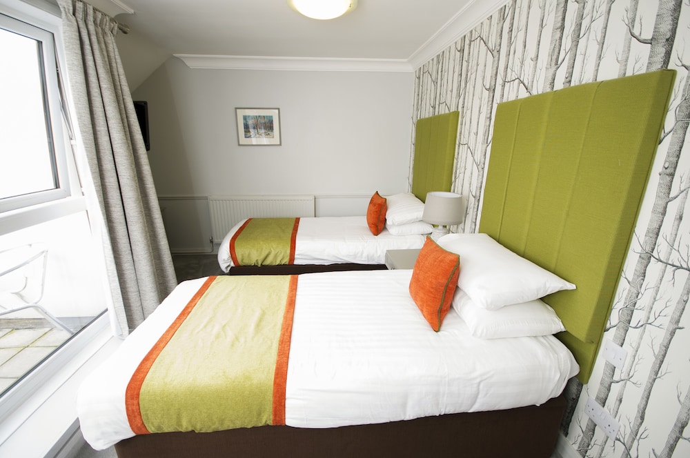 Crown Hotel,Carlisle>>Armathwaite,4 star