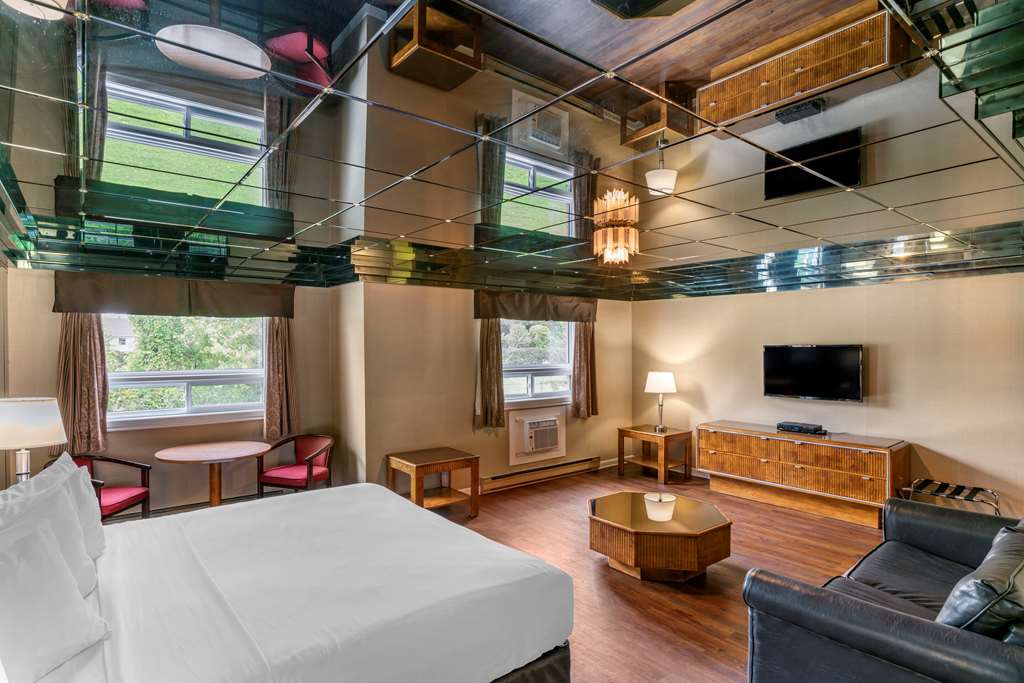 econo lodge hotel brossard