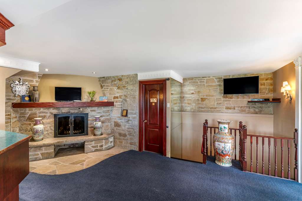 econo lodge hotel brossard