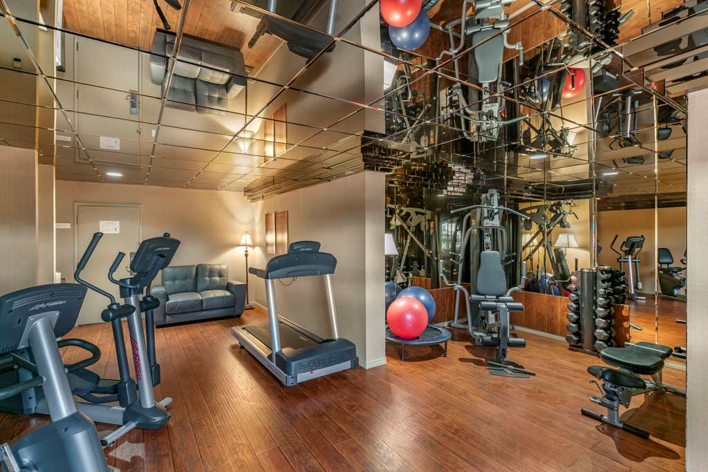 econo lodge hotel brossard