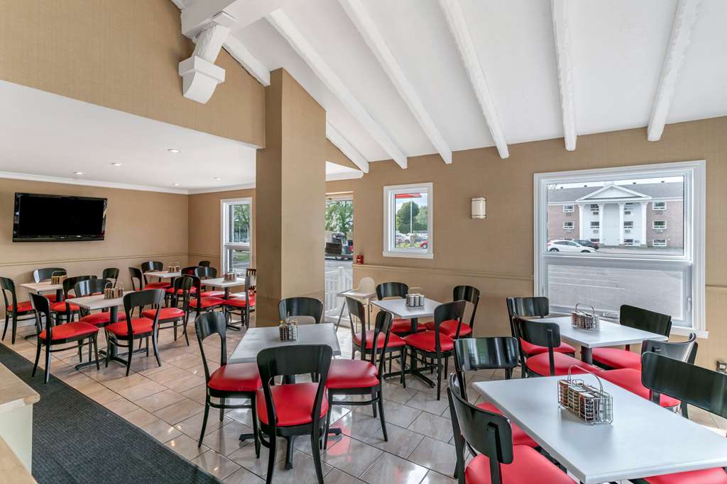 econo lodge hotel brossard