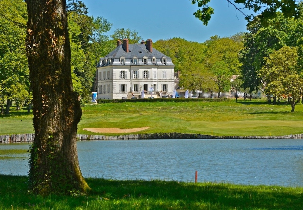 domaine et golf du roncemay
