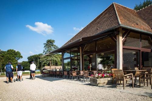 domaine et golf du roncemay