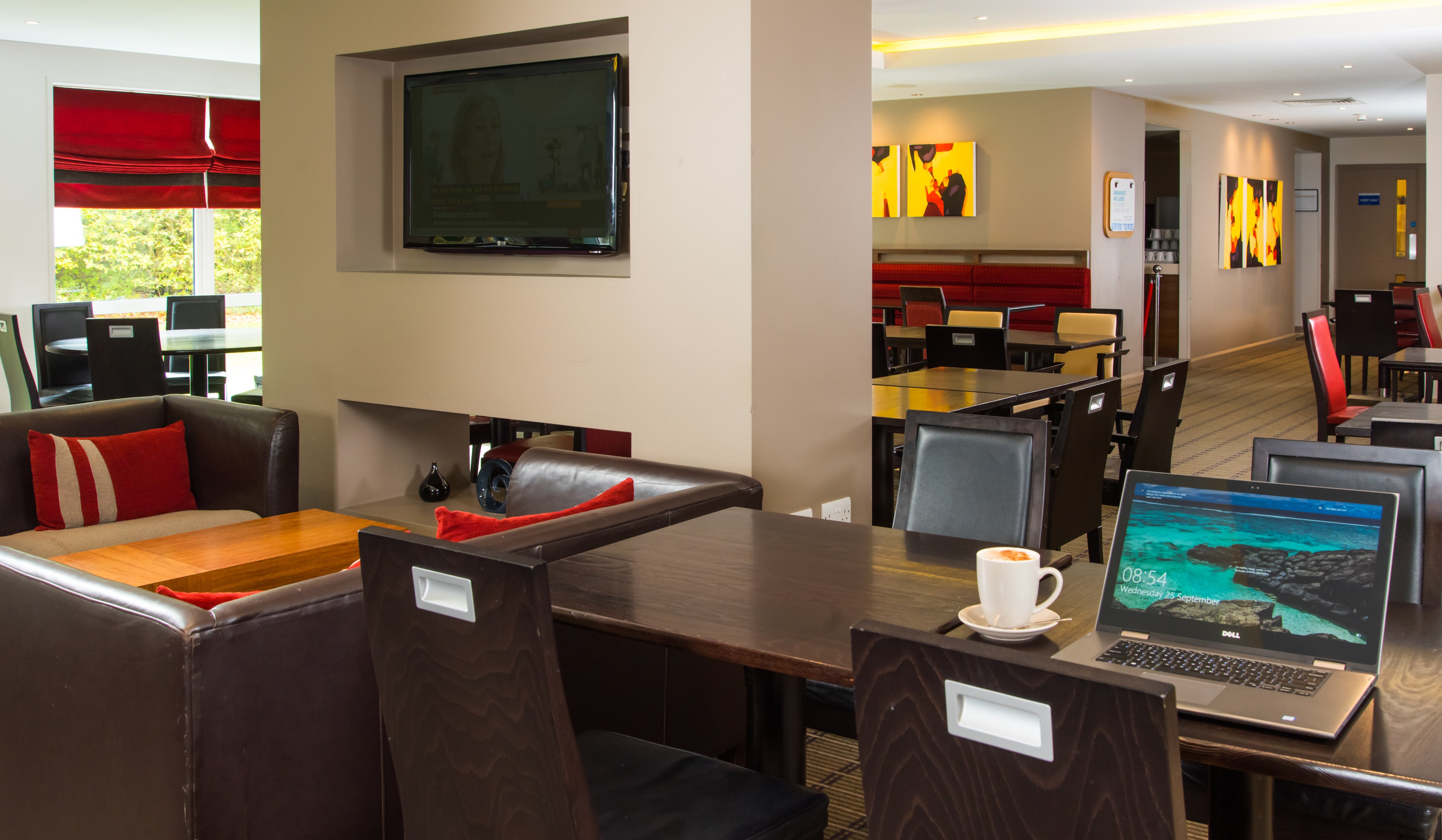 holiday inn express swindon west by ihg