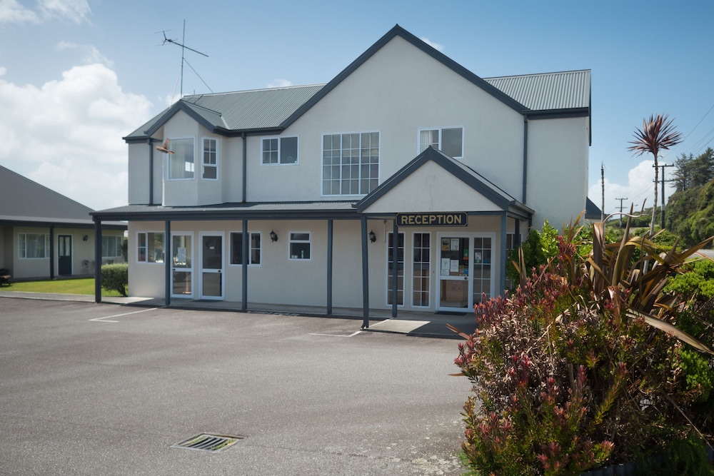 fitzherbert court motel
